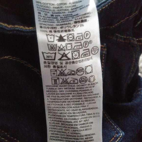 LEVI'S Classic Rise Skinny Women's Jean Dark Blue sz 27 - Picture 9 of 9